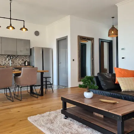 Apartman Casa Nova Deluxe *